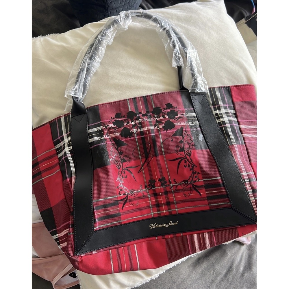 Victorias Secret Tote Bag Red Plaid 2020 Limited Edition Holiday Shopping